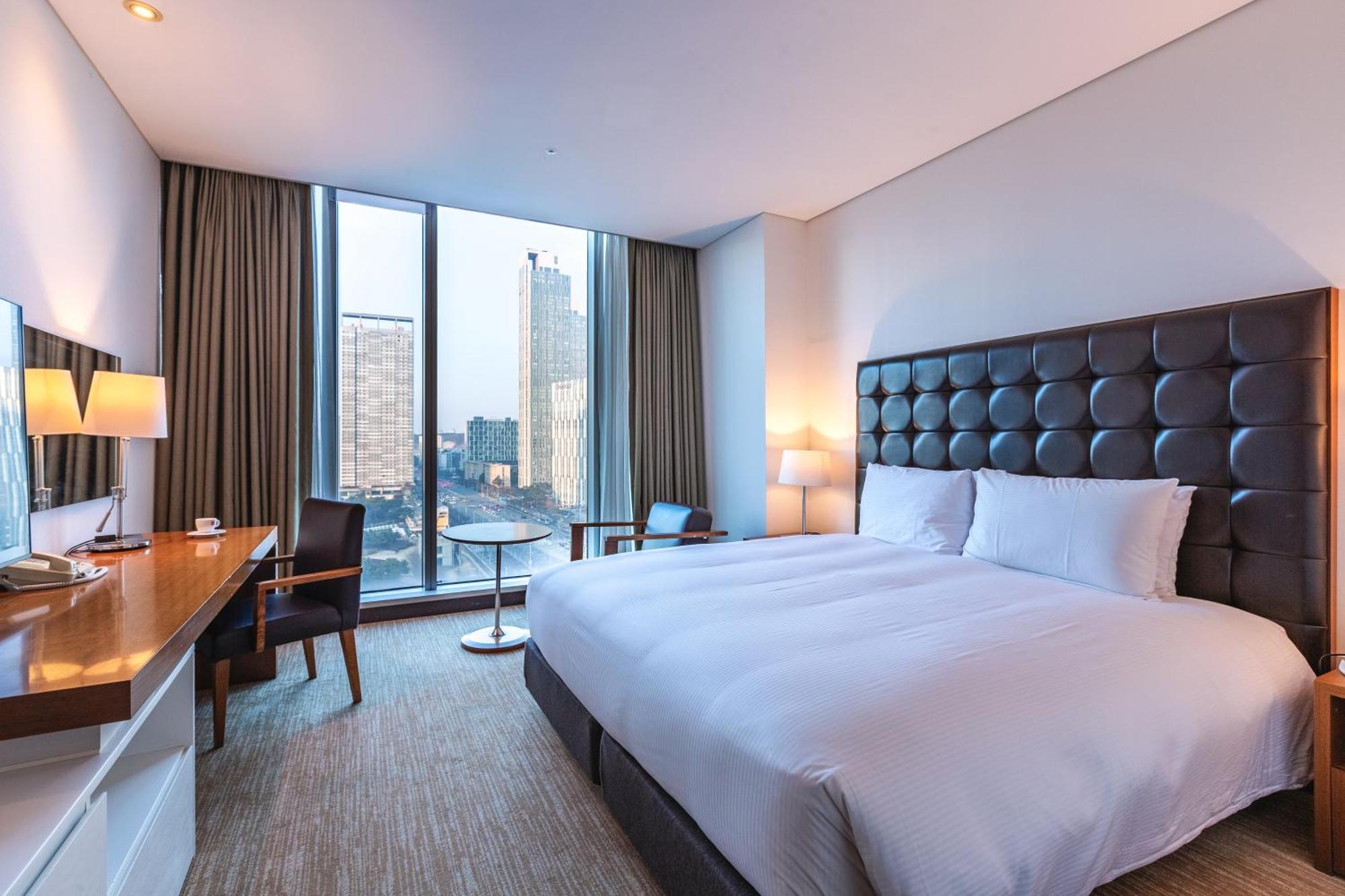 Orakai Songdo Park Hotel Incheon Exterior photo